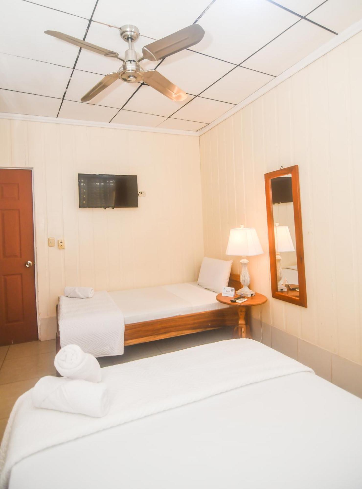 Hotel Aldea Chorotega ปุนตาเรนาส ภายนอก รูปภาพ